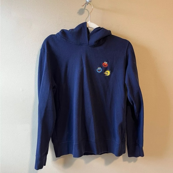 Uniqlo KAWS Sesame Street Hoodie Blue Pullover Sweatshirt size medium - Picture 2 of 6